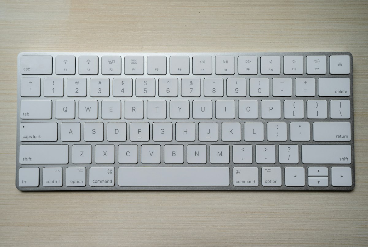 کیبورد مکانیکال Razer BlackWidow V4